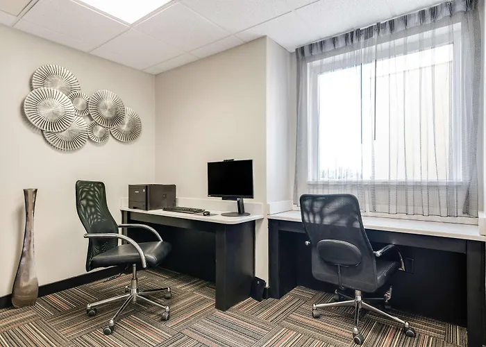 Cheap Hotels in Auburndale