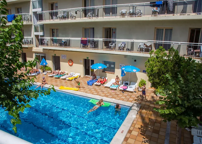 Cheap Hotels in Lloret de Mar