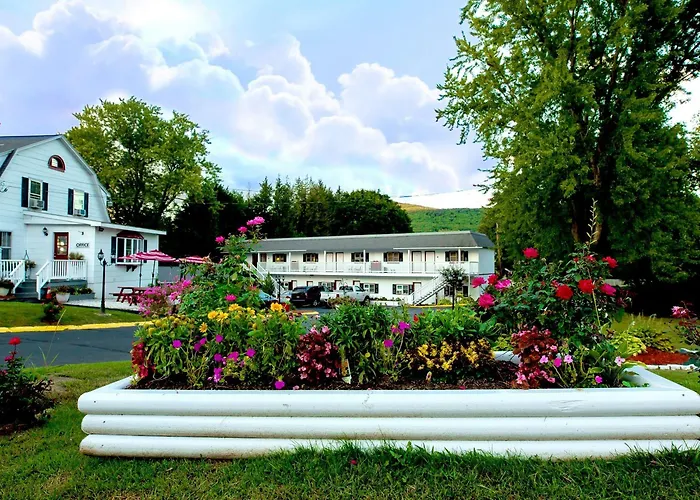 Motels in Pownal