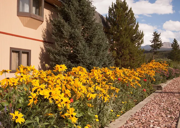 Motels in Keystone