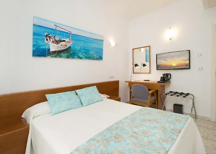 Billig Overnatning i San Antonio (Ibiza)