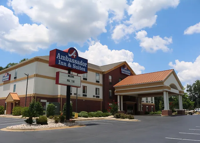 Motels in Calera