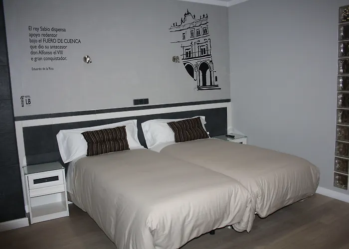 Hoteles Baratos en Cuenca (Castilla-La Mancha)