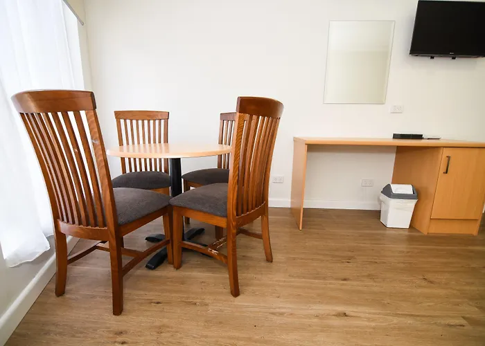 Motels in Dandenong