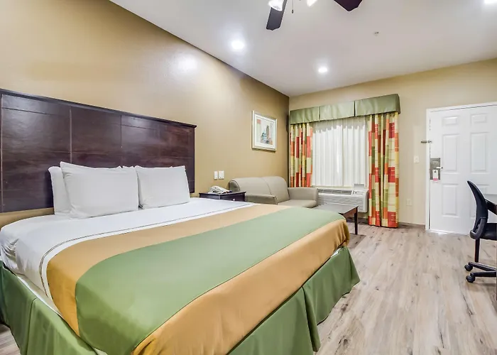 Motels in Tomball