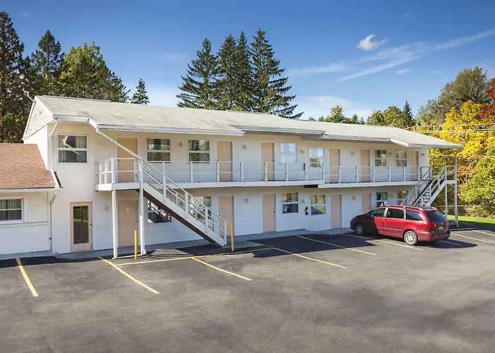 Motels in Endicott
