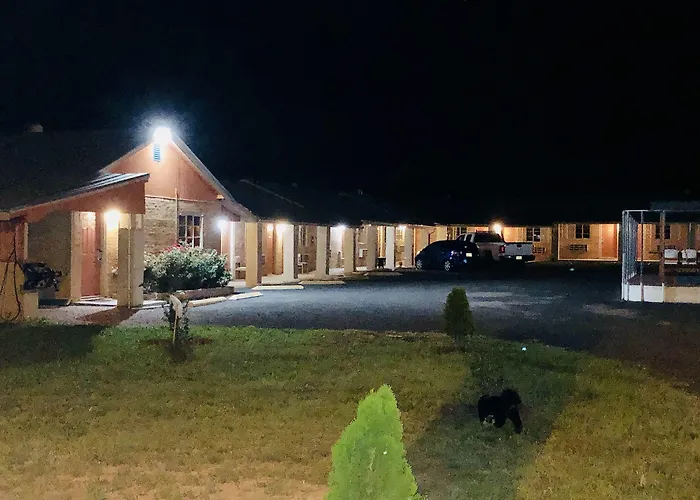 Motels in Mason