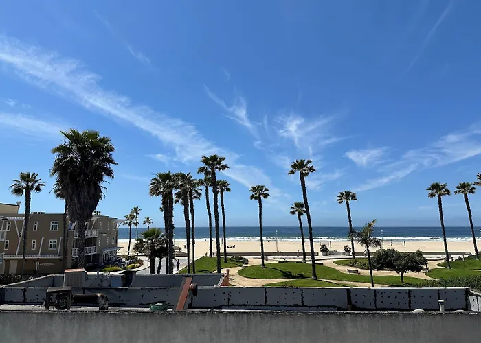Cheap Hotels in Hermosa Beach
