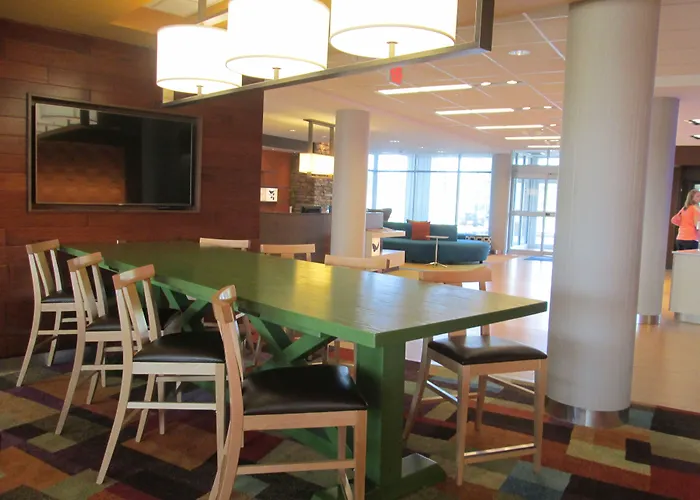 Cheap Hotels in Canton