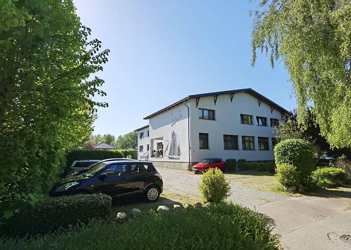 Pensionen in Neuendorf (Hiddensee)