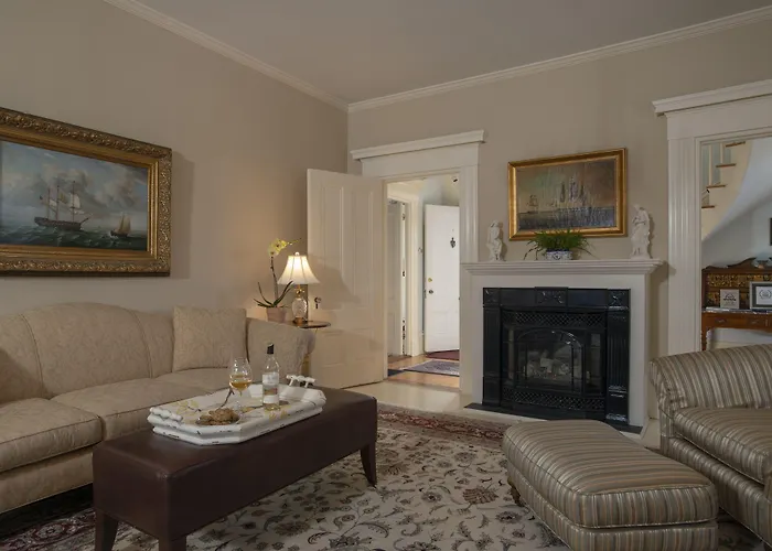 Bed & Breakfast in Vineyard Haven