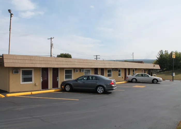 Motels in Dunmore
