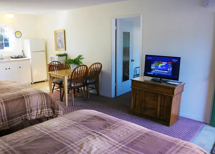 Cheap Hotels in Pacific City