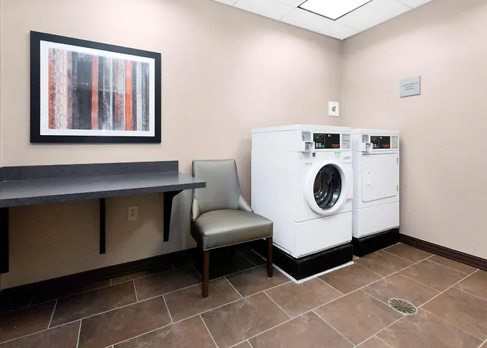 Cheap Hotels in Butler