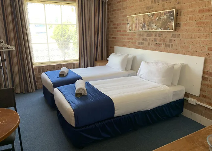 Motels in Branxton