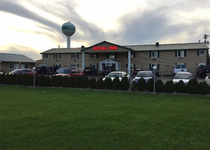 Motels in Watertown