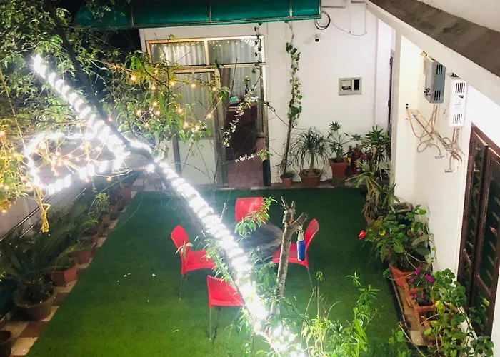 Cheap Hotels in Munnar