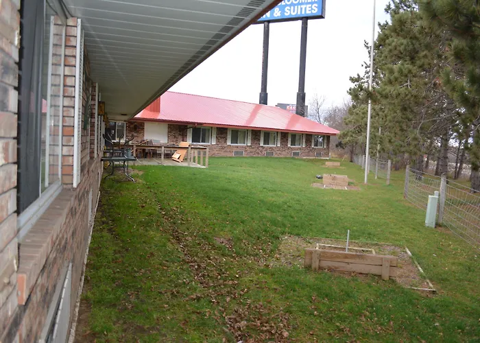 Motels in Shell Lake