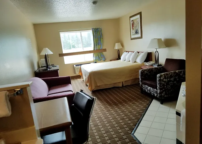 Motels in Adams