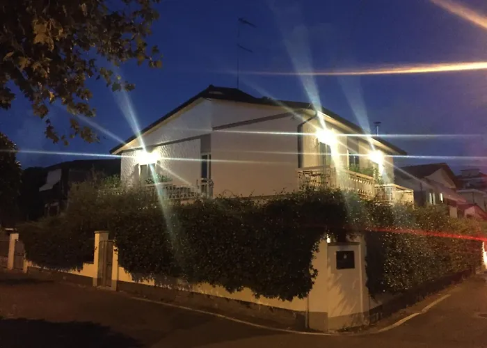 Bed and Breakfast a Marina Di Carrara