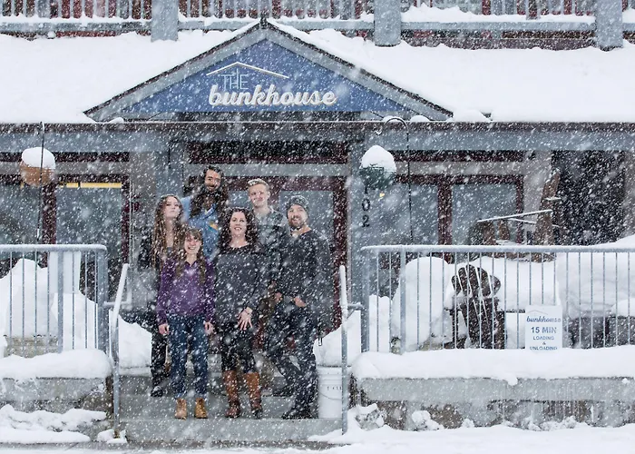 Hostels in Minturn