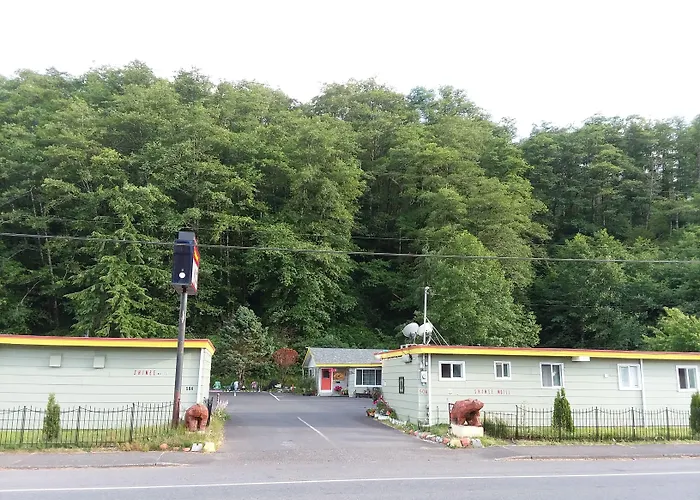 Motels in Hoodsport
