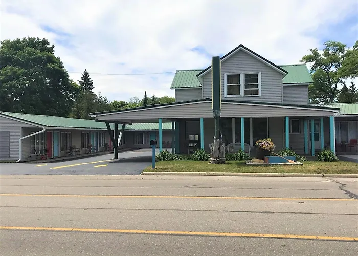 Motels in Cheboygan