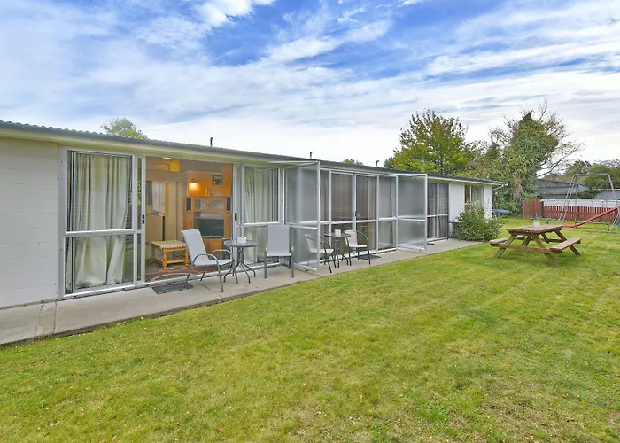 Motels in Woodend