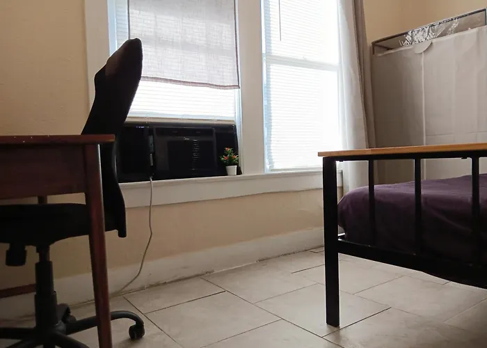 Hostels in Tampa