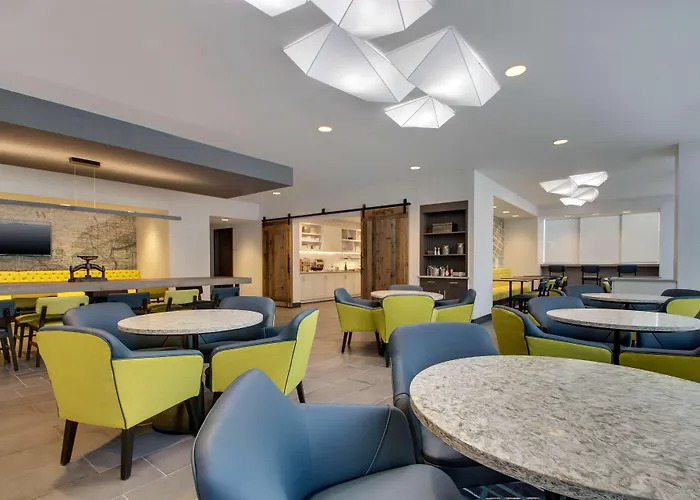 Cheap Hotels in Iowa City