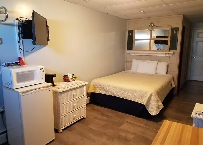 Cheap Hotels in Brewer