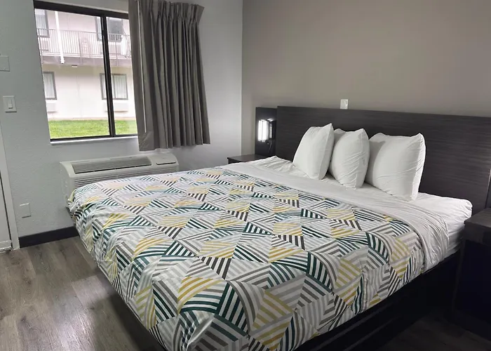 Cheap Hotels in Enfield