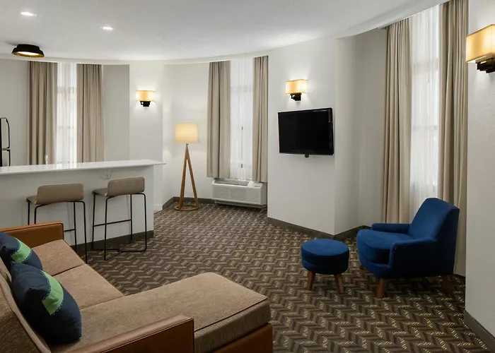 Cheap Hotels in New Rochelle