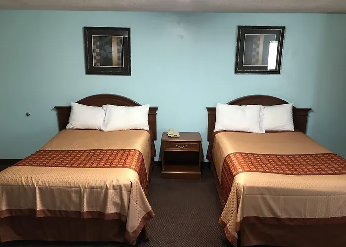 Motels in Wolcott