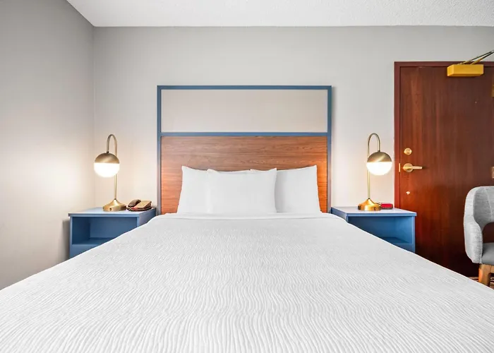 Cheap Hotels in Beloit