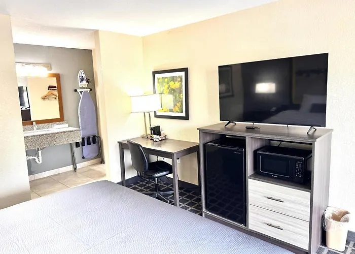 Cheap Hotels in Morganton