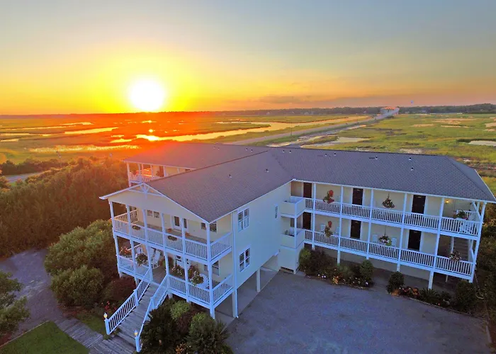 Cheap Hotels in Sunset Beach