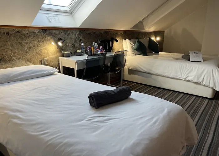 Cheap Hotels in Enfield
