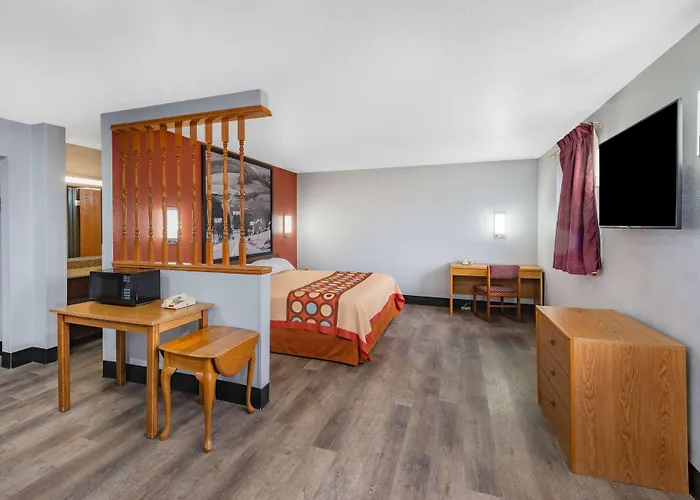 Cheap Hotels in Waynesburg