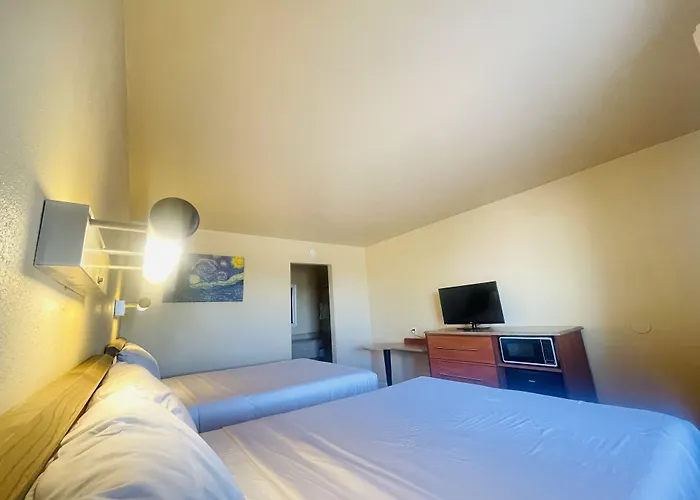 Cheap Hotels in Eloy