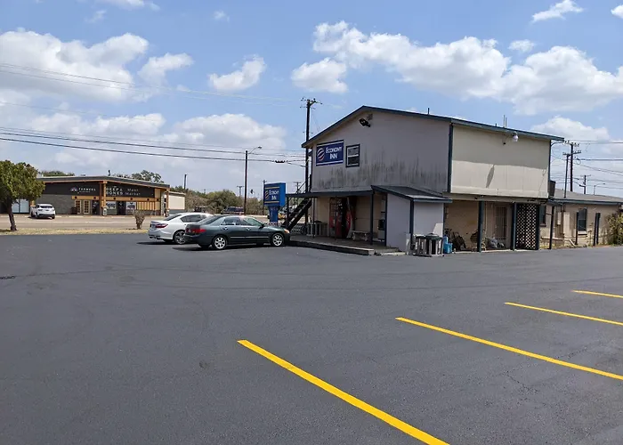 Cheap Hotels in Kingsville