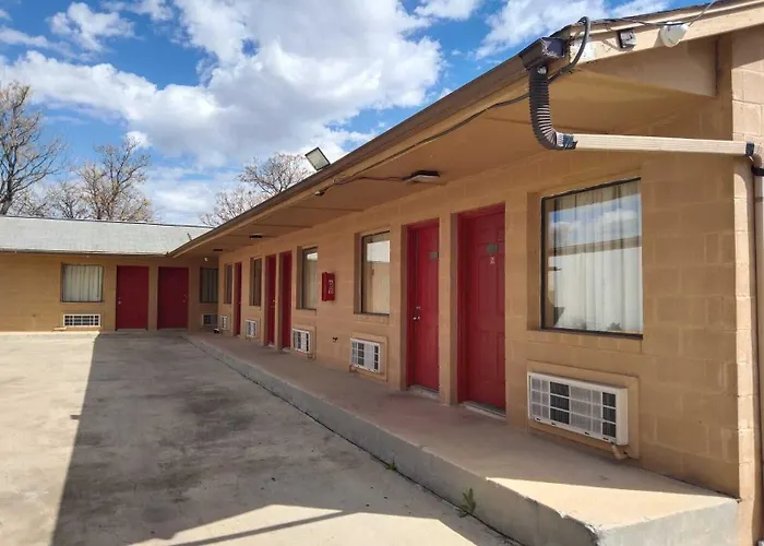 Motels in Castroville