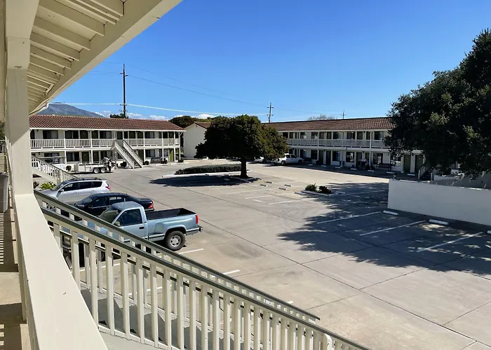Motels in Soledad