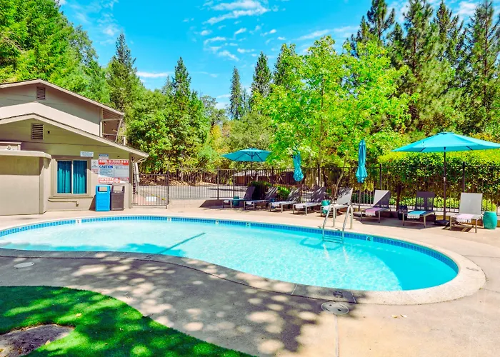 Cheap Hotels in Cobb