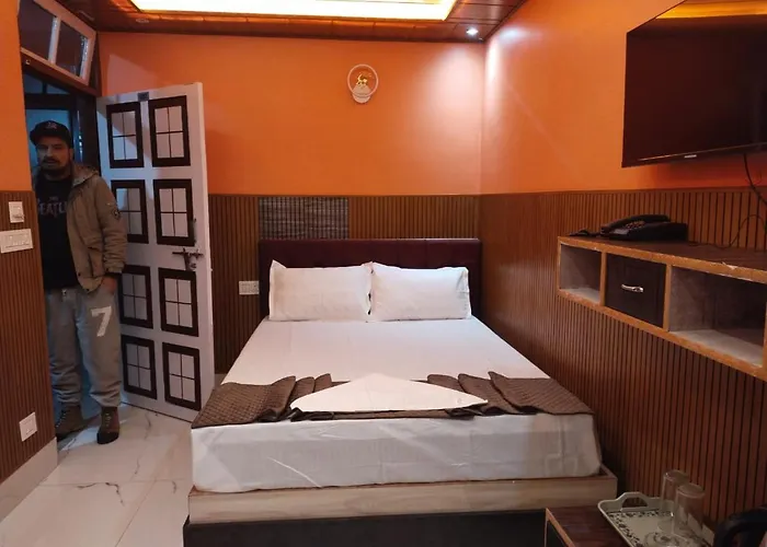 Cheap Hotels in Darjeeling (West Bengal)