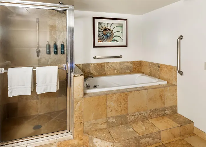 Cheap Hotels in Kaanapali