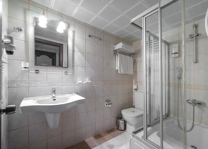 Cheap Hotels in Izmir