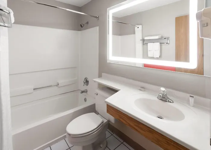 Cheap Hotels in New Stanton