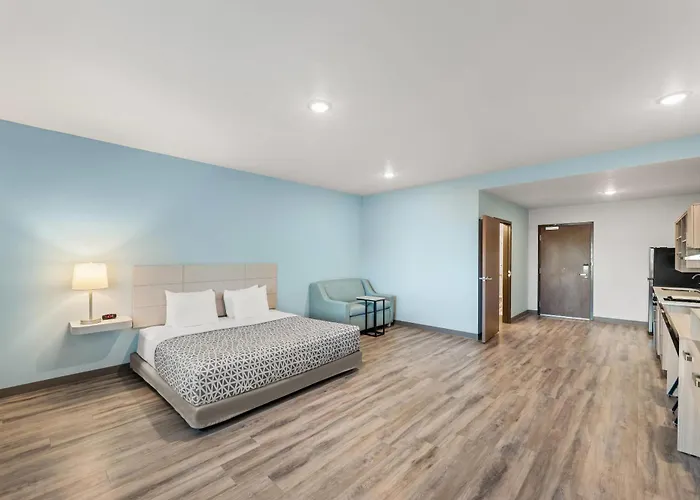 Cheap Hotels in Pearl