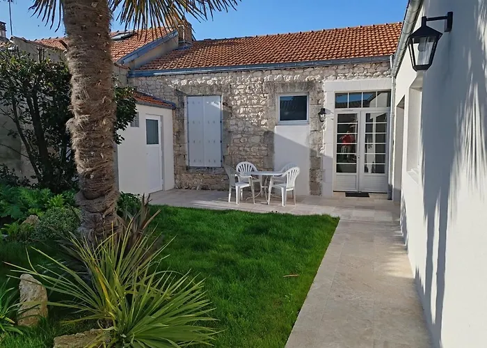 Pensionat i La Rochelle (Charente-Maritime)